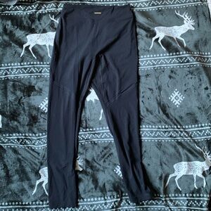 Gymshark Whitney Simmons size L black leggings w/ booty scrunch and mesh detail